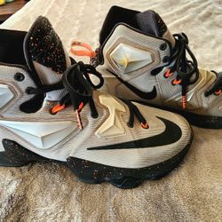 Nike Lebron 13 Lava Rubber City 