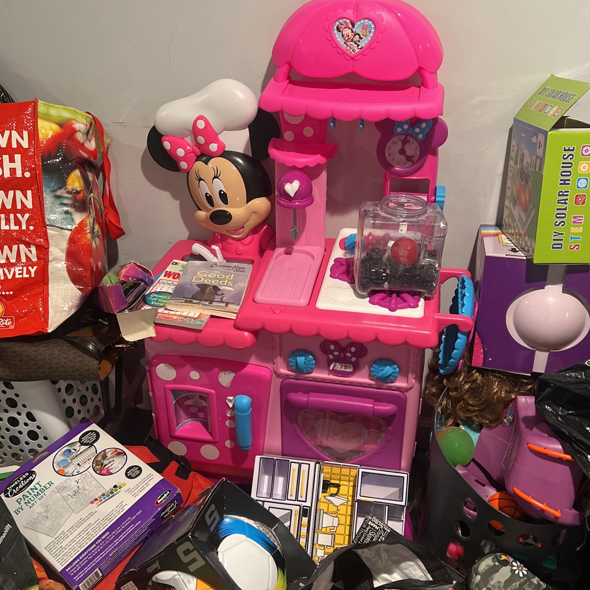 Kids Kitchen