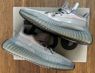 ADIDAS YEEZY BOOST 350 V2 Men’s SAND TAUPE Sneakers! SIZE 10.5! WORN ONCE!