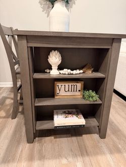 Counter hight dinning table 4 chairs