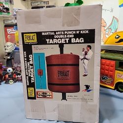 Everlast 3502 Double End Target Bag Punching Bag Red Leather w/ Cord (Open Box)