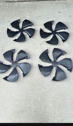 OEM 2026 Tesla Model Y juniper Crossflow 19” Wheel Covers (set of 4)
