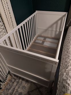White Crib