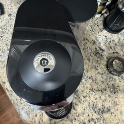 NESPRESSO machine great working condition.