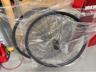 Dt Swiss G540 road gravel wheel set