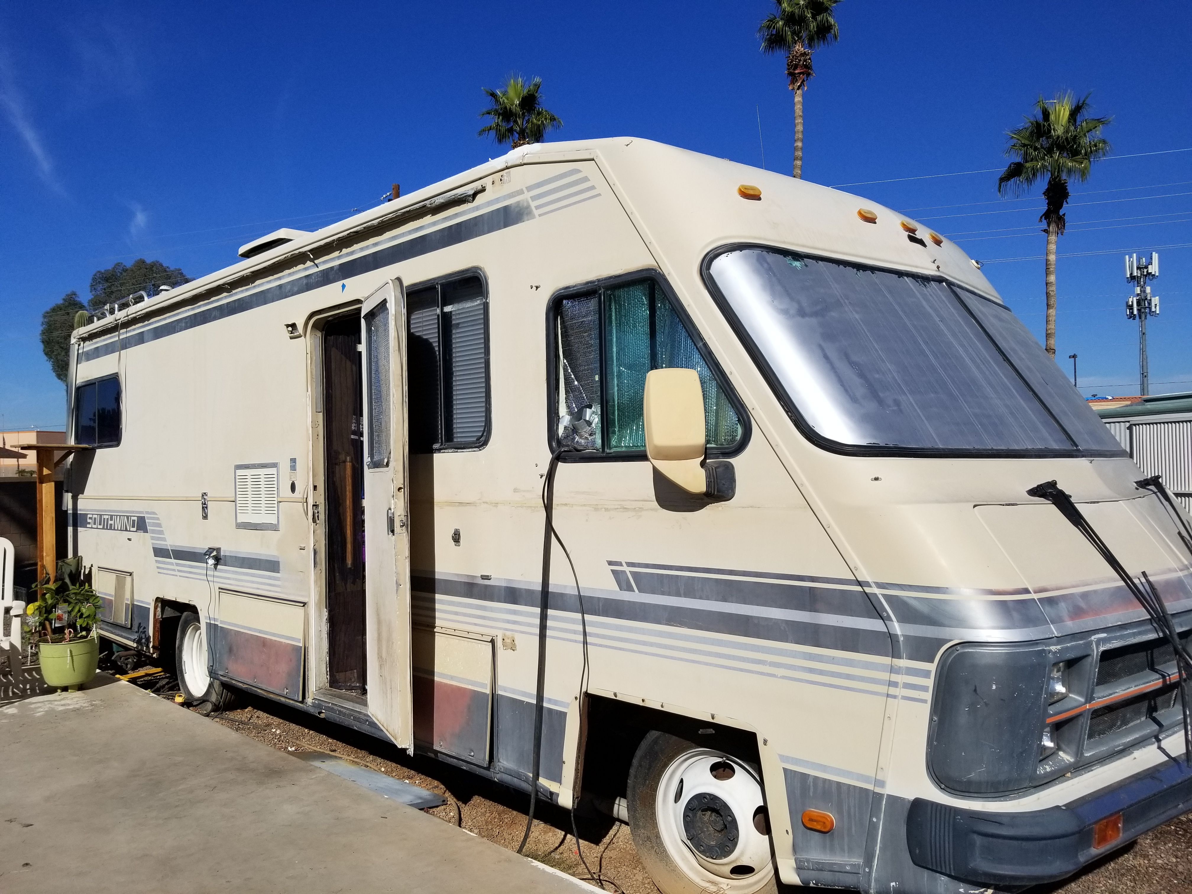 1987 Fleetwood Southwind Motorhome