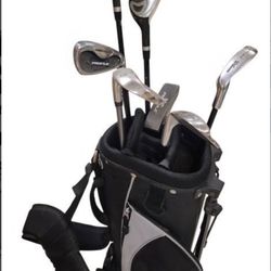 Wilson Golf Club Set with Bag