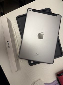 iPad 6th Gen with Apple Pencil