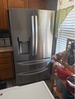 Moving sale