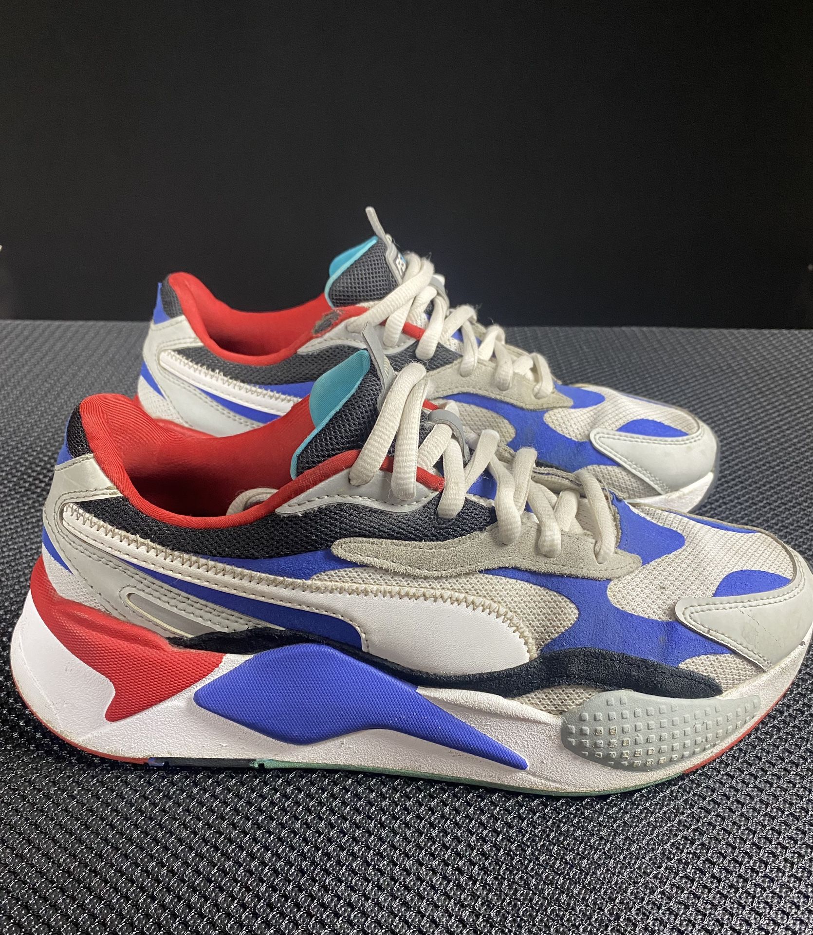 Puma Sneakers