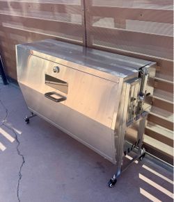 VEVOR Rotisserie Grill 38W BBQ Outdoor Pig & Lamb Spit Roaster, Charcoal Spit Roaster with 132 LBS Capacity, Wheels & 4-Level Height, Stainless Steel