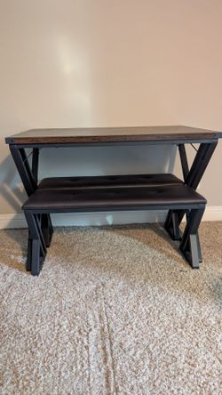Small/Medium dinner table with bench chairs