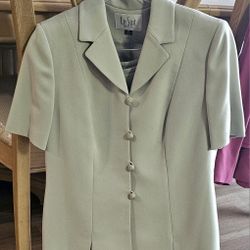 Women Suit  By Designers Le Suit 