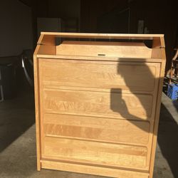 Oak Fliptop Dresser With Changing Table