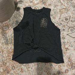 RVCA top Size Small