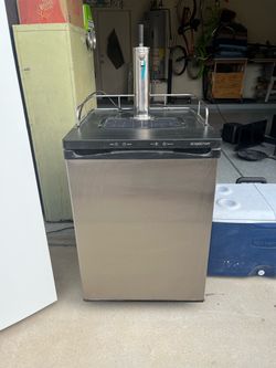 EdgeStar Kegerator with Single Tap Tower