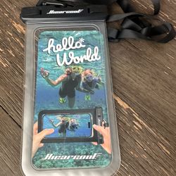 Underwater phone holder
