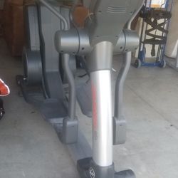 life fitness  cross trainer elliptical 95c inspire 