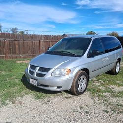 2004 Dodge Grand Caravan