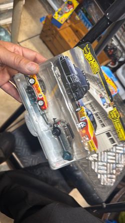 Hot Wheels Multi-Pack Die-Cast Car Set