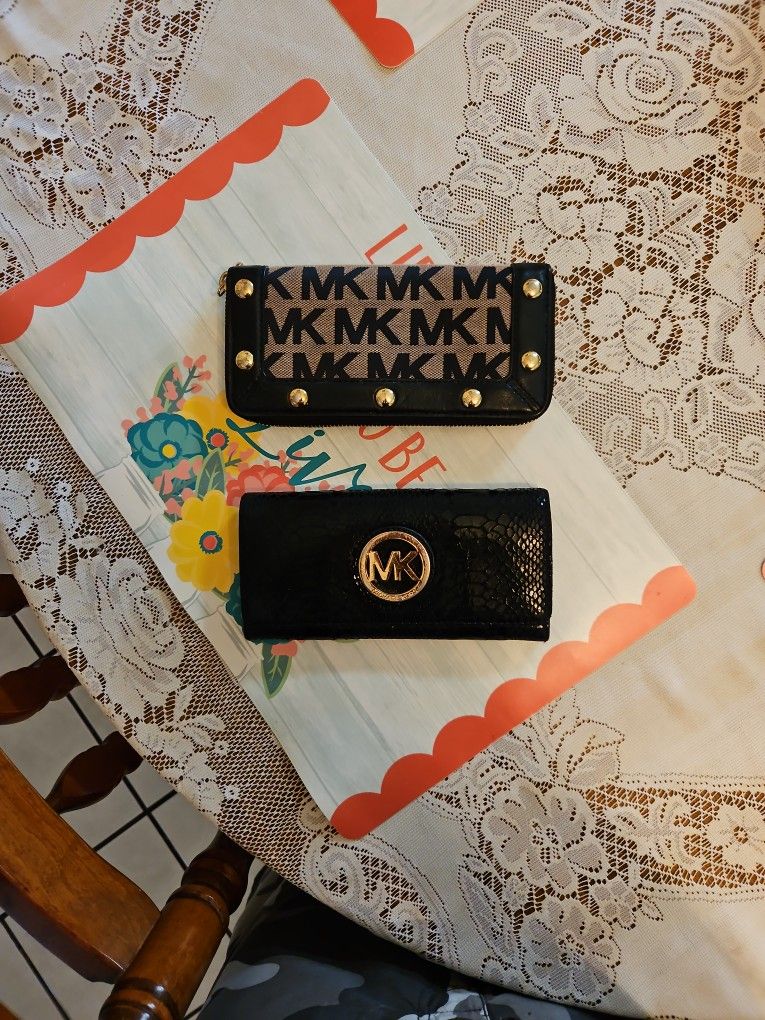 Michael Kors Wallets
