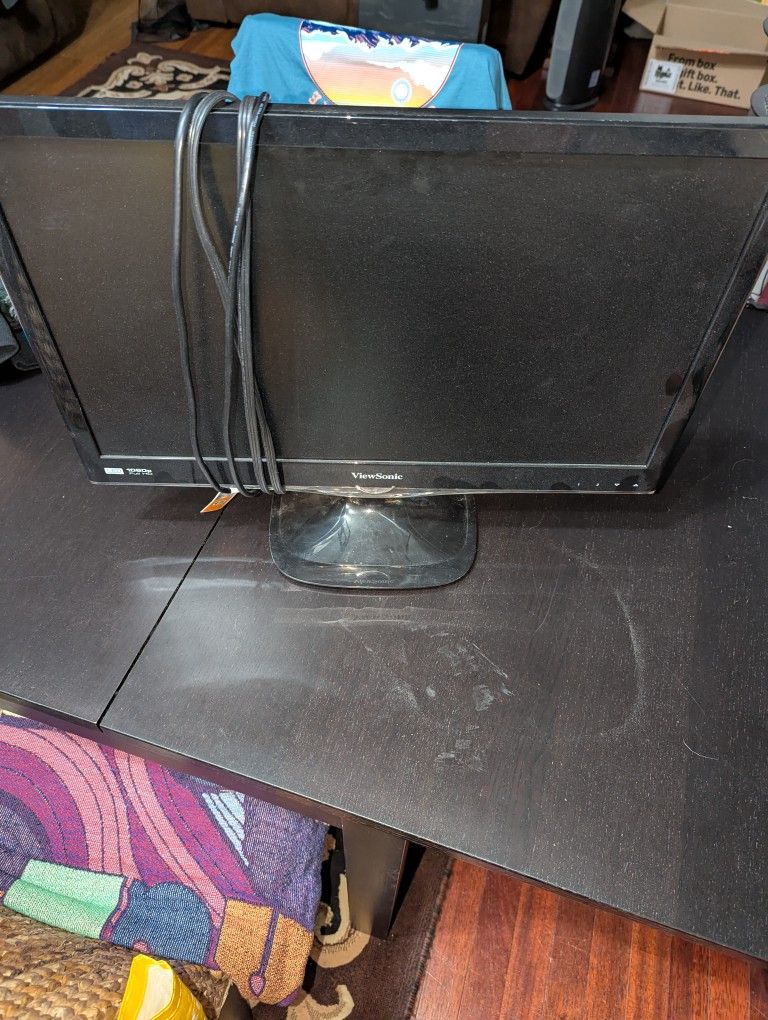 24" LCD Monitor 16:9 1080p HD