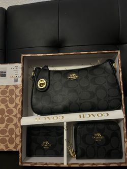 coach  set