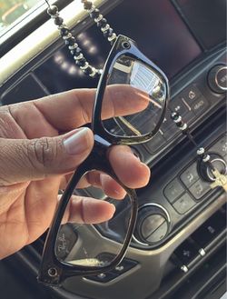 Ray-bans. META GLASSES  camera