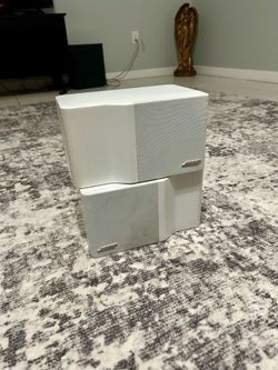 Bose house speakers wired in good working condition