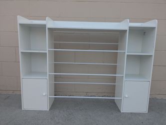 White Wood Bookcase with Shelves and Cabinets