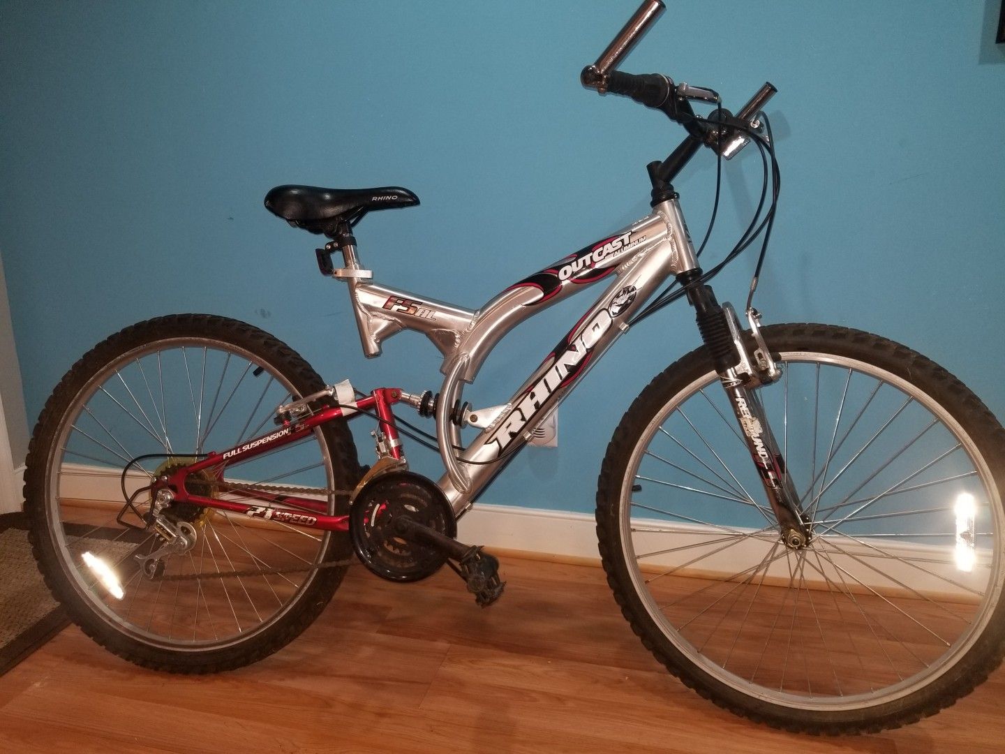 21 Speed Rhino Outcast FS AL Mountain Bicycle for Sale in