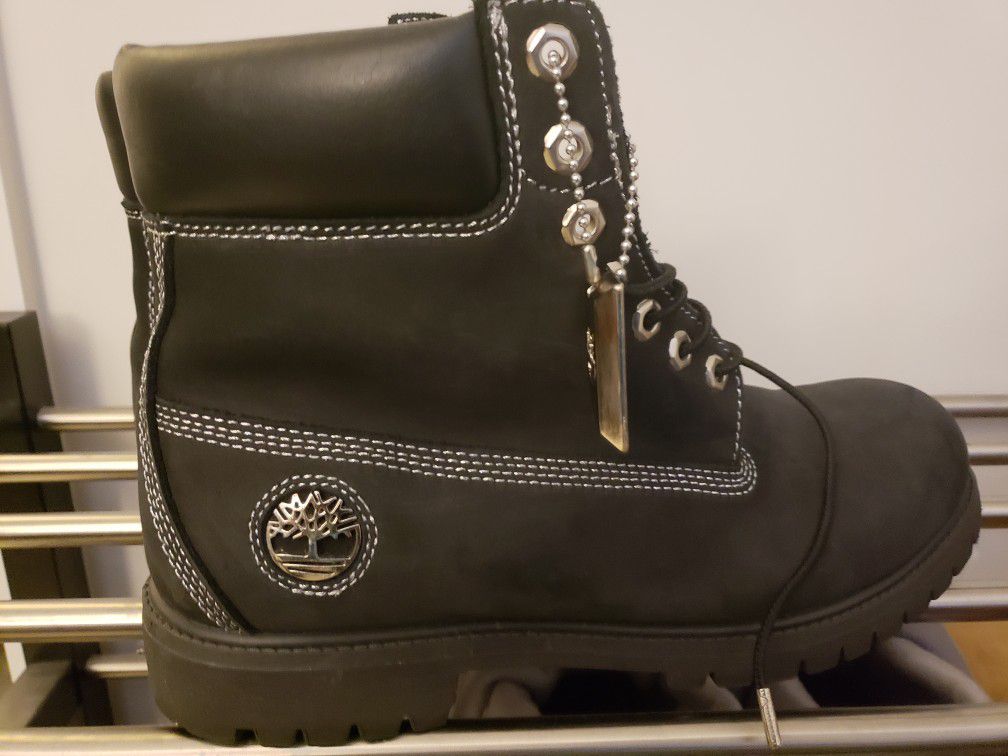 Timberlands sterling edition limited size 10