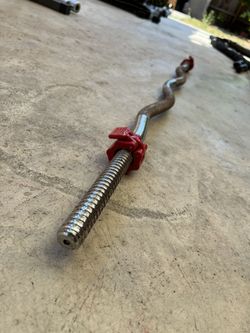 1 Inch Ez Barbell With Ez Clips - Like New!!