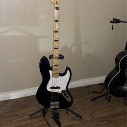 Fender Jazz Bass $800