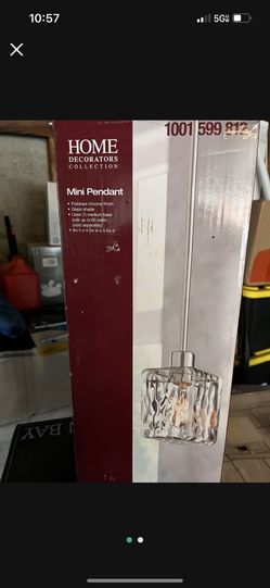 BRAND NEW  Glass Pendant Lights. 