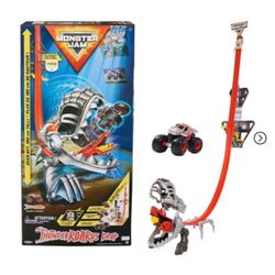 Monster Jam  ThunderROARis Drop