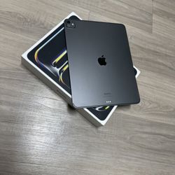 Unlocked iPad Pro (13-inch) with Apple M4 Chip
