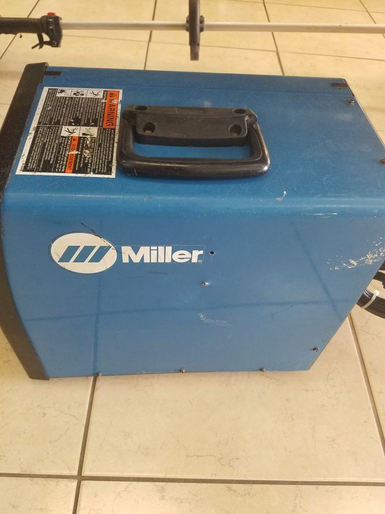 Miller Millermatic 135 Mig Welder for Sale in Rialto, CA OfferUp