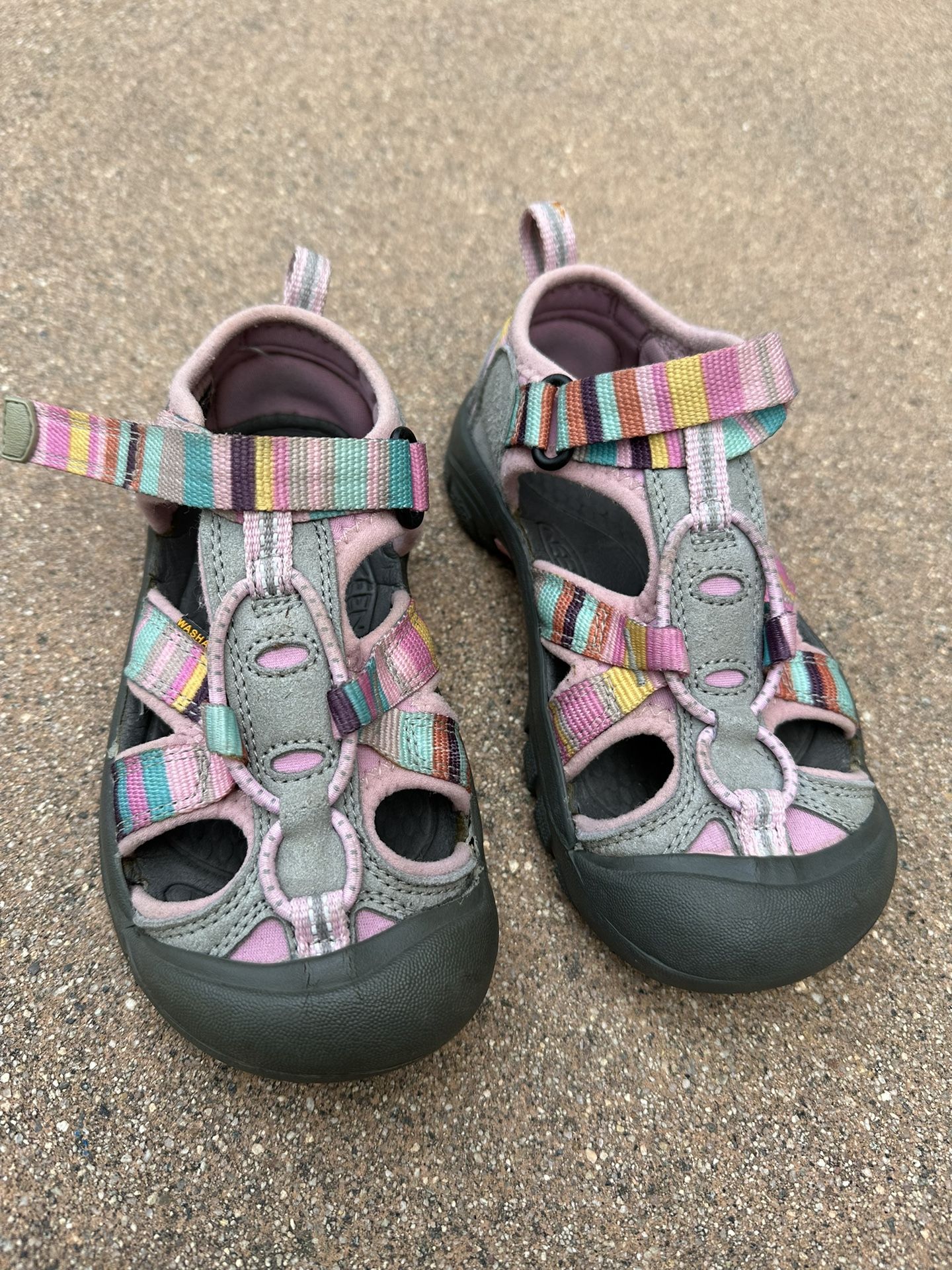 KEEN Girls Water Hiking Sandals -Size 12