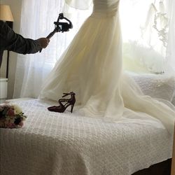 Wedding Dress Size 12 -14  Vera Wang
