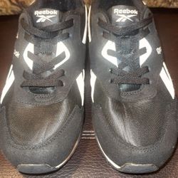 Reebok  Mens Size 7 