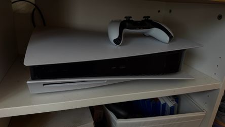 PS5 Disc Edition with additional 1tb SSD