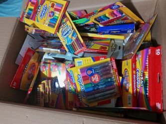 4 Boxes Of Party Suply And 1 Box Full Of Crayon And Markers All Fo 50