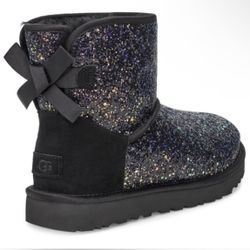 UGGs -Size 7