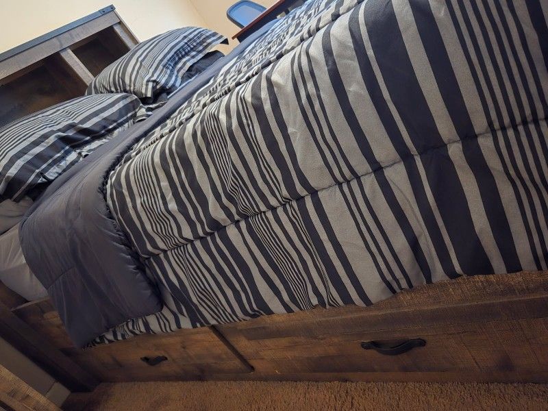 Full Size Bedroom Set