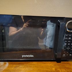 Proctor Silex Microwave 
