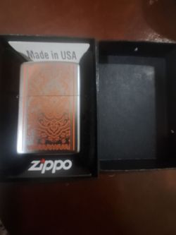 Zippo en excelente condicion ensendedor.