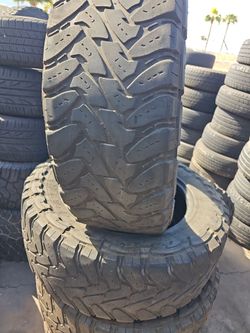 Used Set Of Toyo mt 37 1250 22