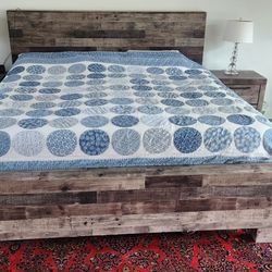 King Bed Bedroom Set FRAME Matress Bedstands Excellent Clean.