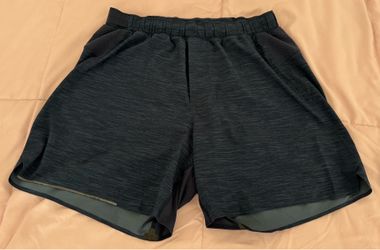 Lululemon Surge men’s M7AB2S Heather grey athletic shorts, size M